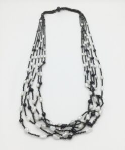 Collana multifilo con onice sfaccettato e perle